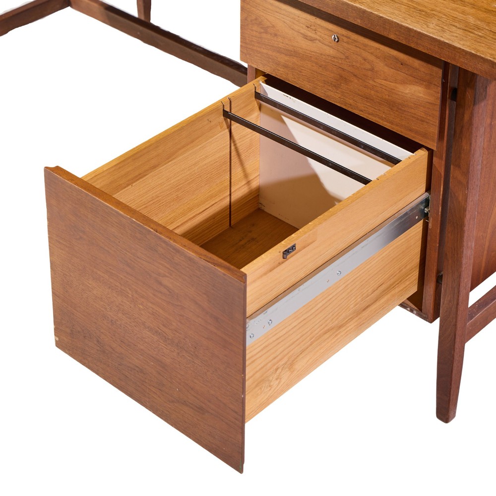 Florence Knoll Mid Century Walnut Executive Desk