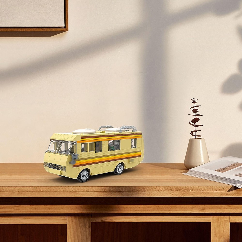 MOC Breaking Bad RV Model Camper Van Blocks Set (360 Pcs)