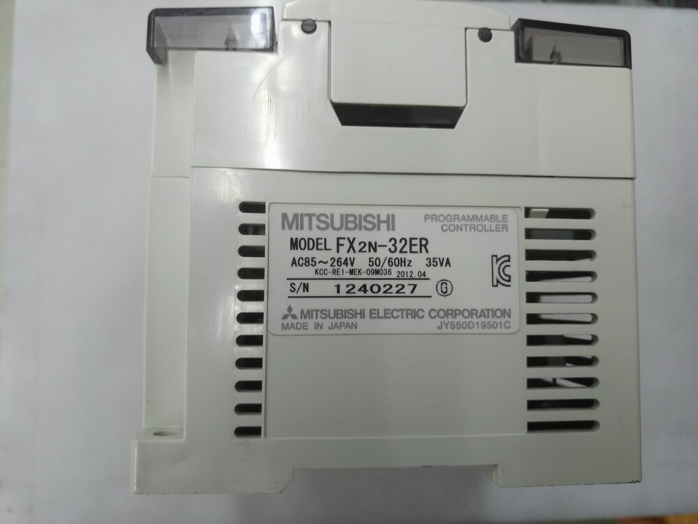 1 pc. New FX2N-32ER Expansion Module