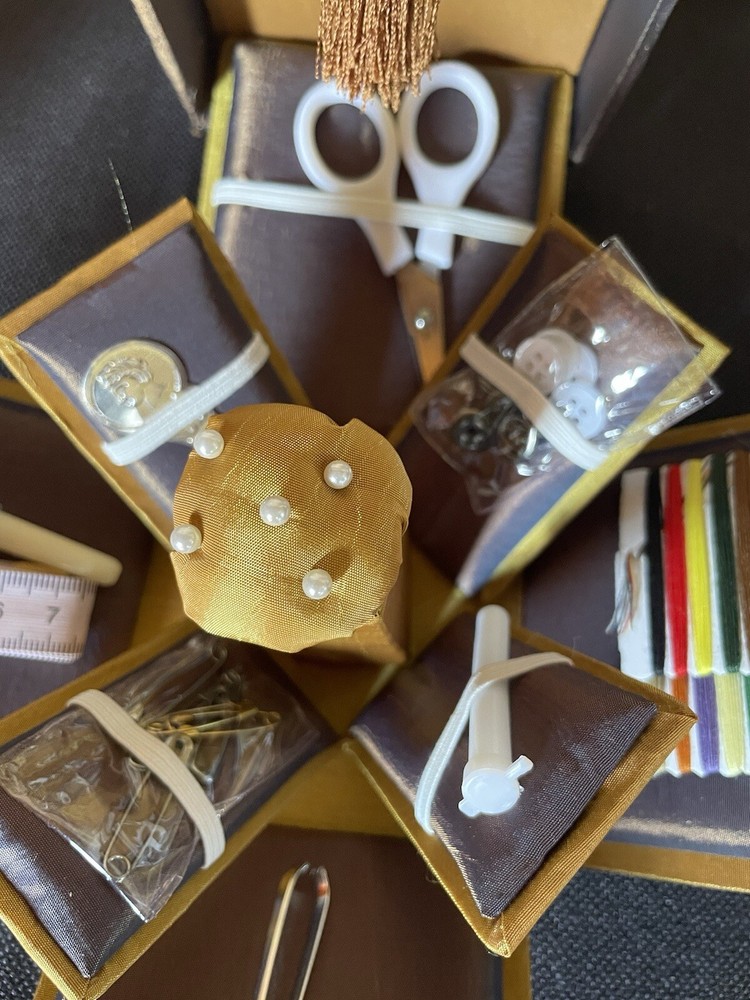 Classic Satin Lined Sewing Box Needles, Thread, Scissors And More (EA7)