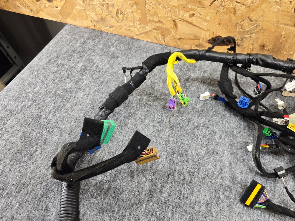 HYUNDAI TUCSON 2025 DASHBOARD INSTRUMENT PANEL HARNESS WIRE MAIN WIRING DASH OEM