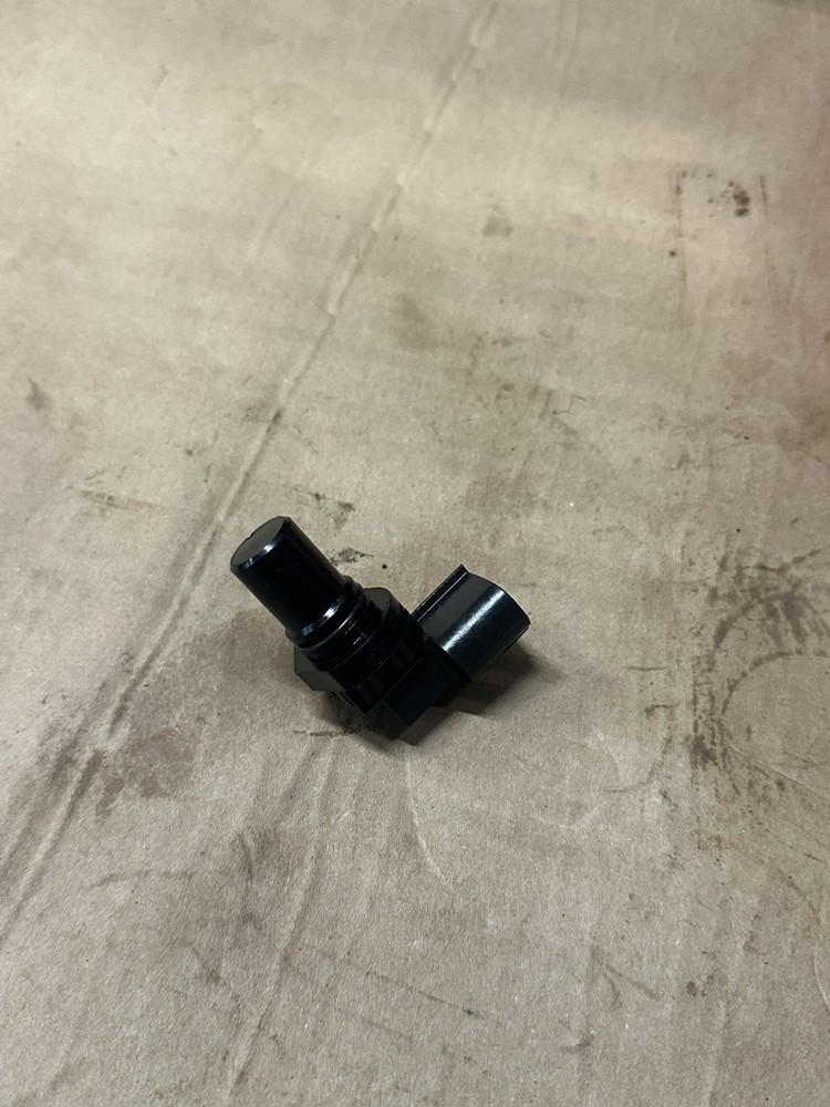 OEM SUZUKI CMP SENSOR PN# 33220-76G02 (B-150-2)