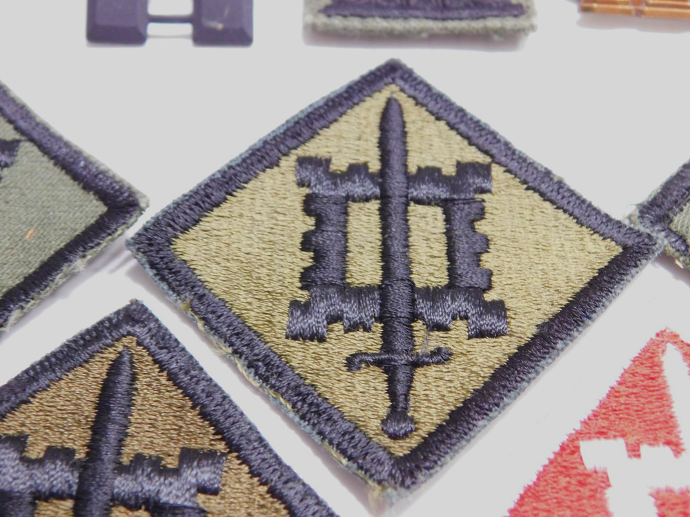 8 PIECES VIETNAM 18th ENGINEER BRIGADE INSIGNIA
