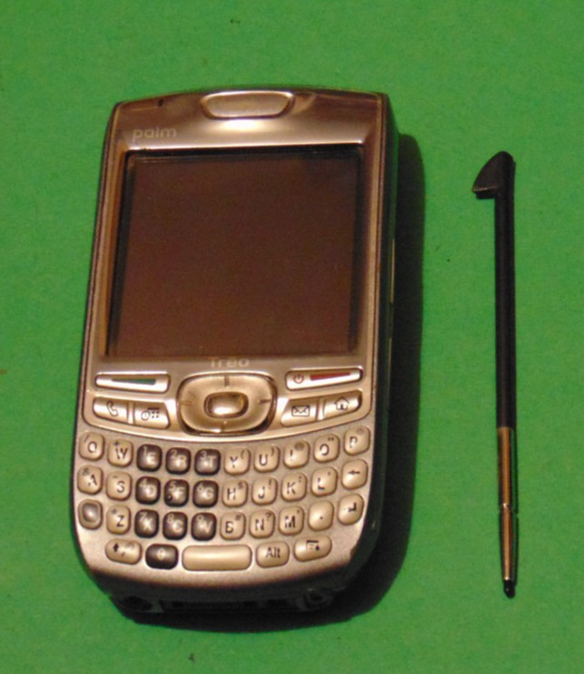 MOBILE PHONE HANDHELD - PALM TREO 680