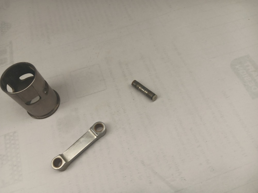 OS MAX FP 40 RC Engine Cylinder Liner, Conrod & Pin