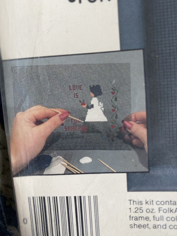 Pickin Paint Miss Clara Goose Counted Screen