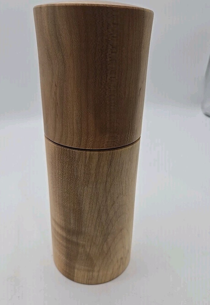 salt and pepper grinders Matt Jones (29)