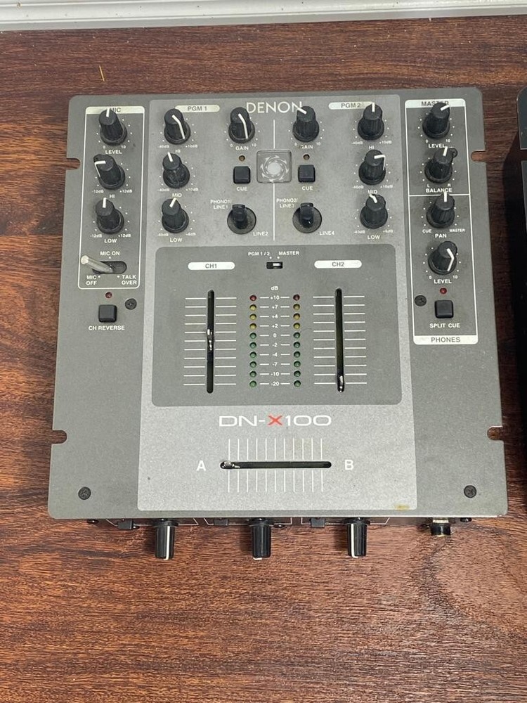 Denon DN-X120 / DN-X100 DJ Mixer Untested Powers On