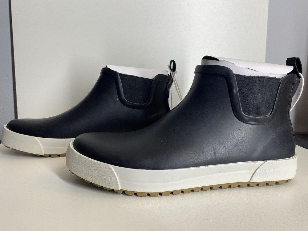SHIRLEY BOOTS WATERPROOF SIZE 9 UNIVERSAL THREAD