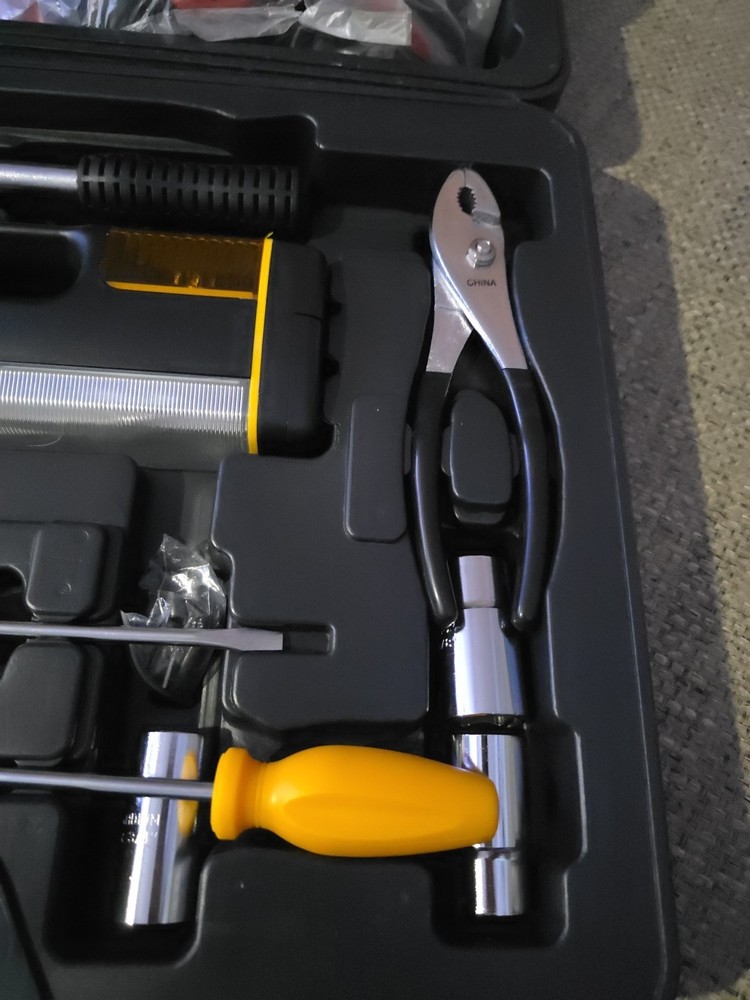 Best Buy Deluxe Highway Emergency kit.