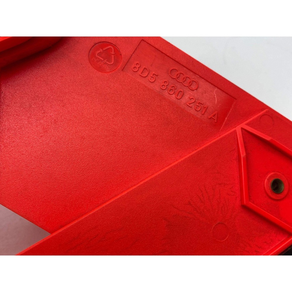 Audi S4 Warning triangle hazard B5 2000 Saloon