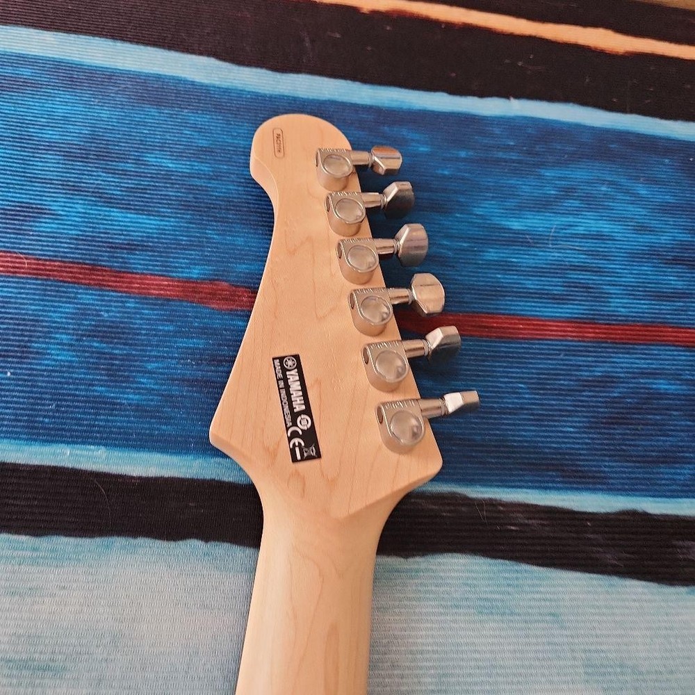 yamaha pacifica 311h Safe Packing!