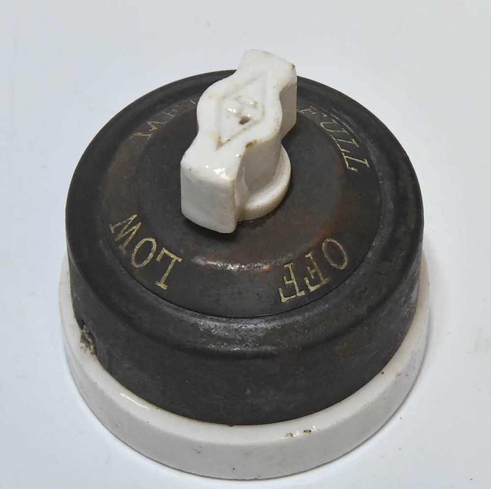 LARGE VINTAGE INDUSTRIAL ROTATING TURN SWITCH STEAMPUNK