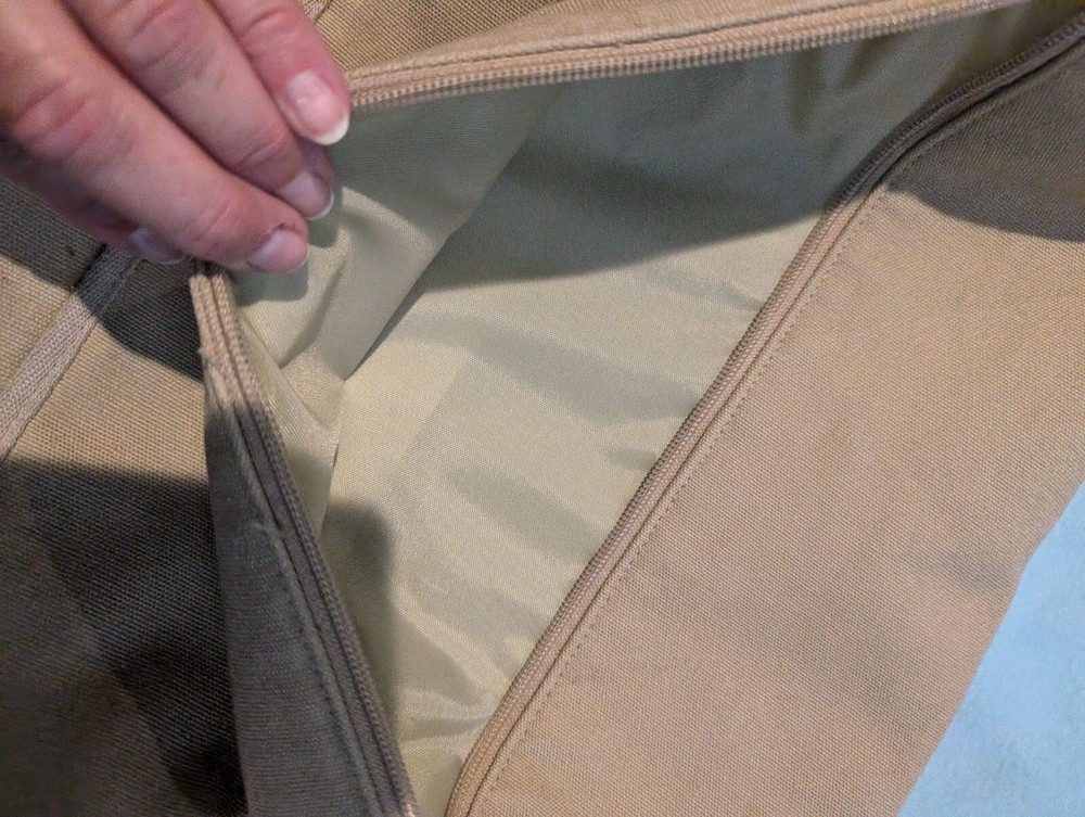 Vintage Catini Bag/ Tote With Pockets Pre Owned