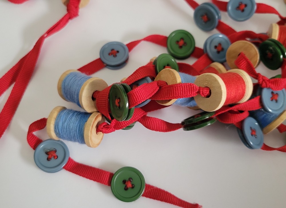 Garland Sewing Theme Thread Ribbon Buttons