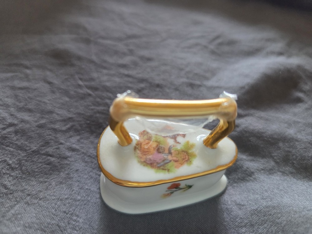 Miniature Iron