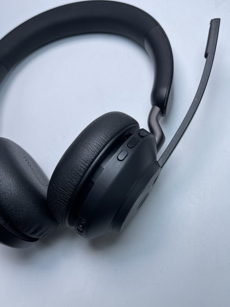 Jabra Evolve2 65 Wireless Headset With Charging Cord TESTED WORKING