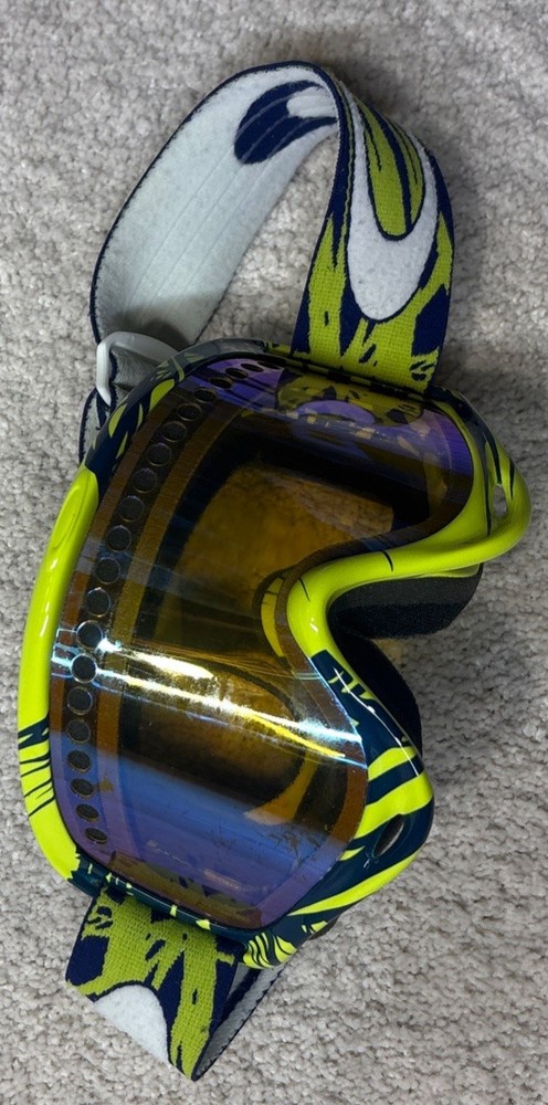 Oakley Goggles Snowboarding Ski Winters Sports Colorful