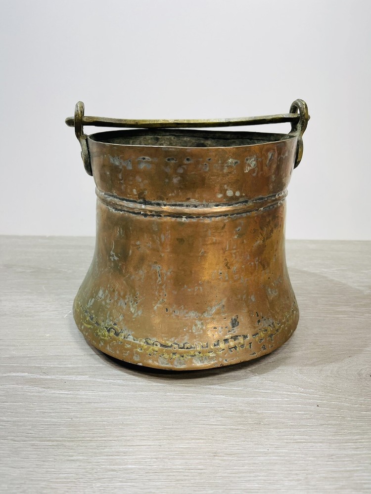 Antique Primitive Copper Brass Cauldron Hammered Pot 9” Diameter