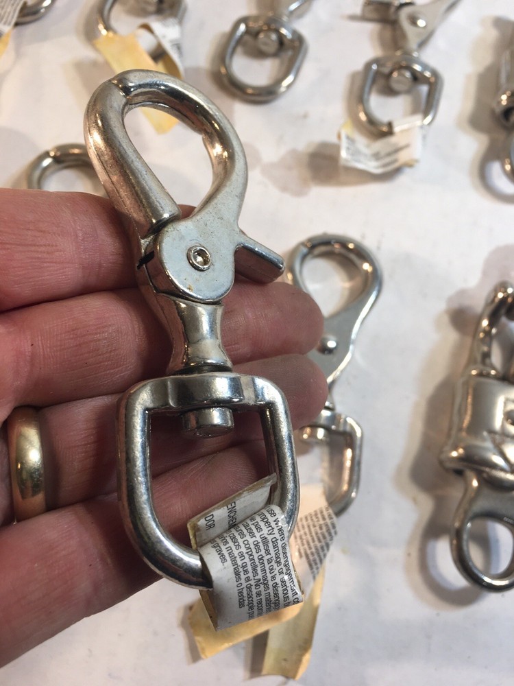 3/4” swivel trigger snaps horse, chain, rope hardware