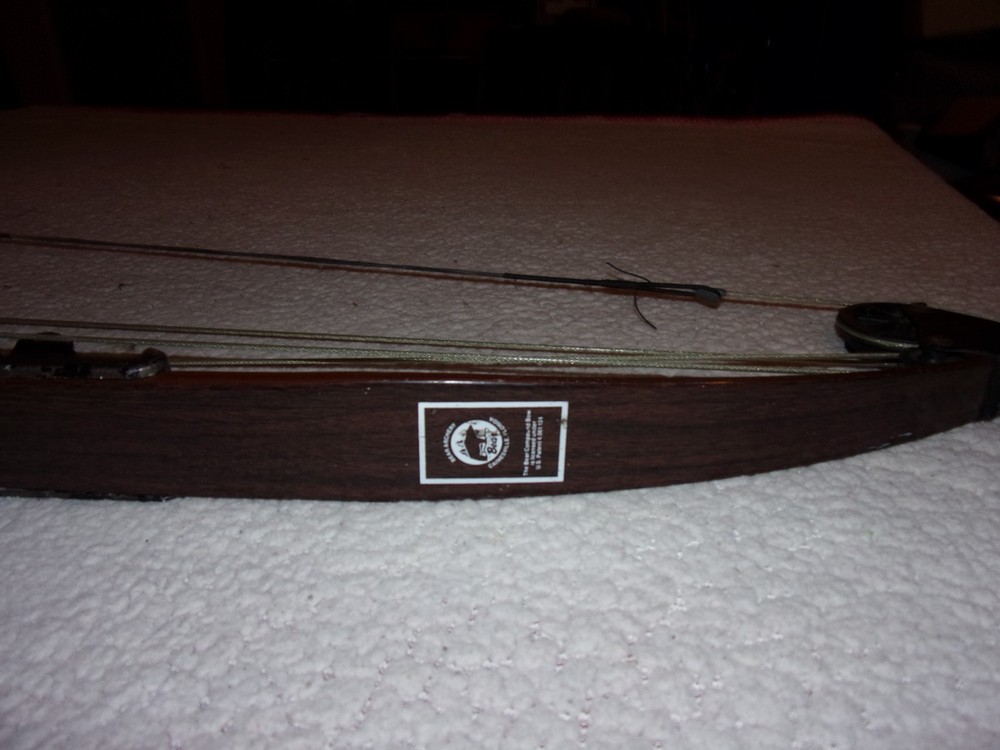 Bear Whitetail Hunter Vintage Compound Bow