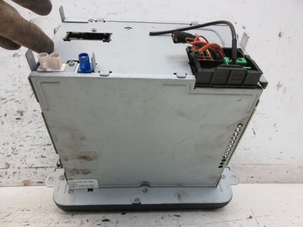 Radio/Navigation System - Combination Multimedia Code Not Present! Fits
