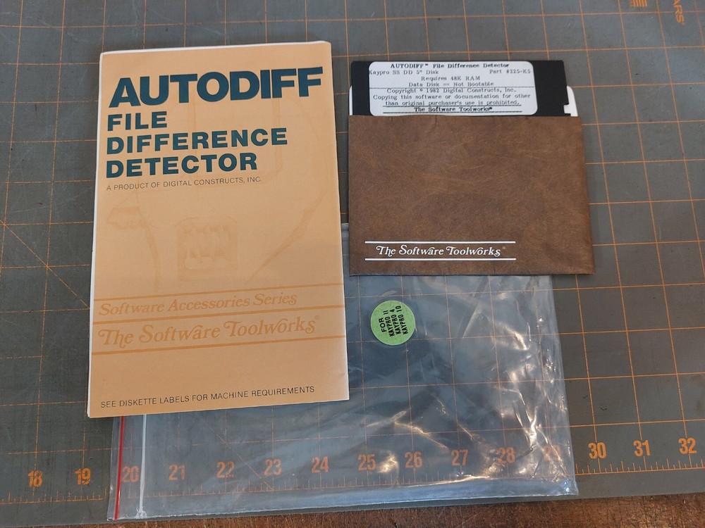 AutoDiff File Difference Detector For Kaypro SS DD 5 Computer Floppy Disk Manual