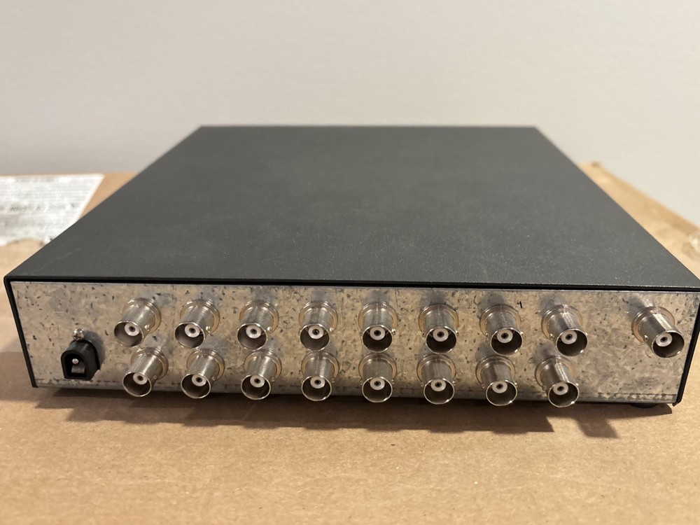 Pelco VS5108 8-input Sequential Video Switcher - Untested.