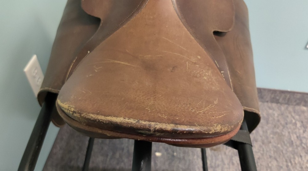 18.5" Eldonian English Saddle
