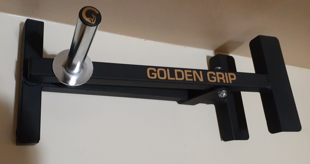 Thumb War | Golden Grip