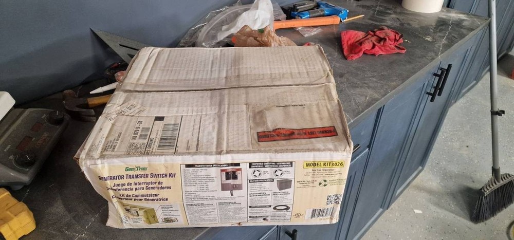 NEW GenTran Manual Transfer Switch Panel Kit 30A maximum, 10 circuits max 6 circ