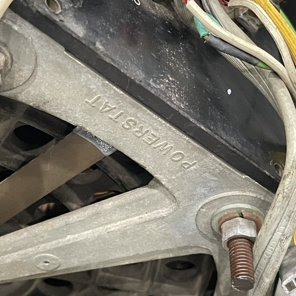 Superior Electric Powerstat - broken wheel