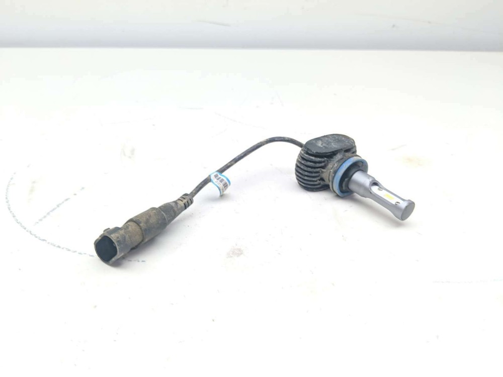 21 Can Am Defender XT Cab HD8 BEAMTECH LED Bulb (B)