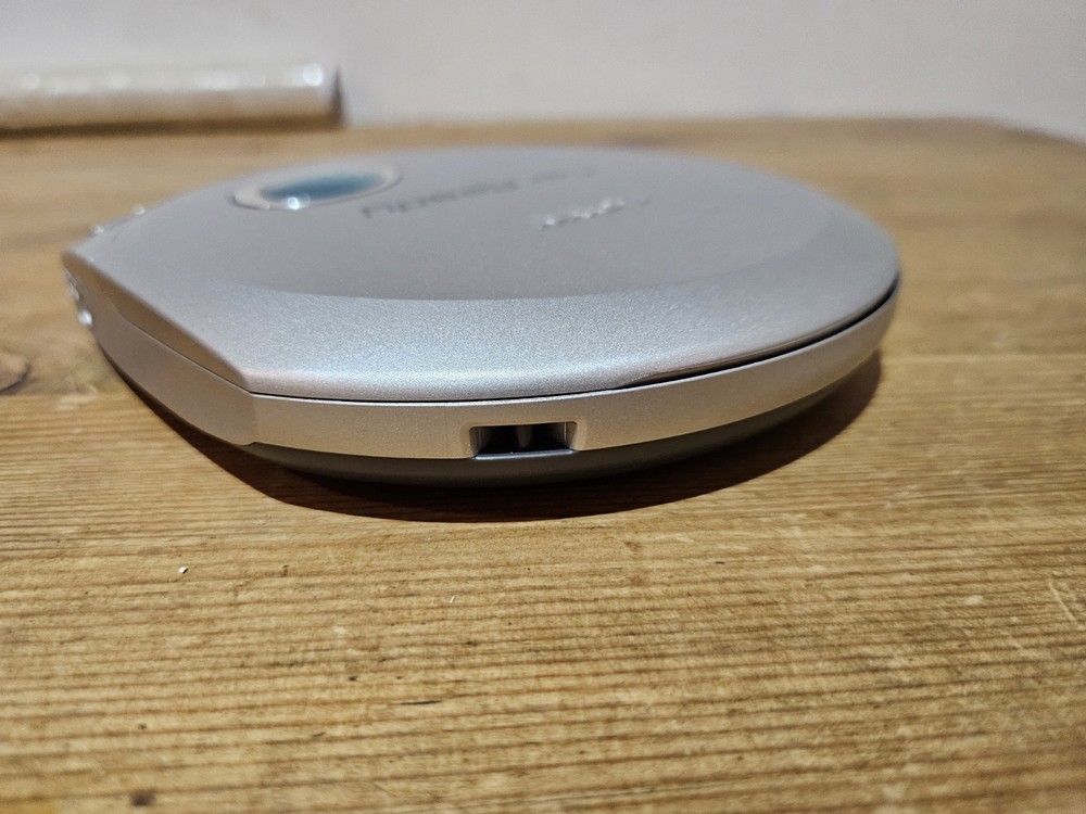 Sony Walkman D-E356CK Portable CD Player