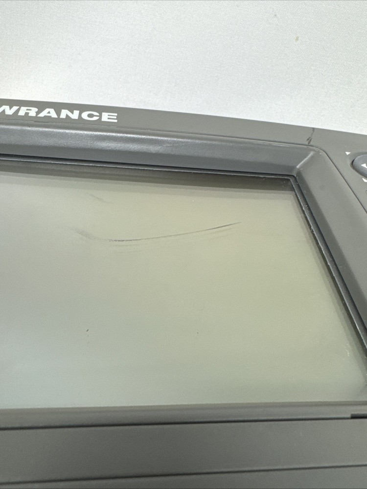 Lowrance GlobalMap 3000MT GPS Chartplotter w/ Power Data Cord & Bracket *TESTED*