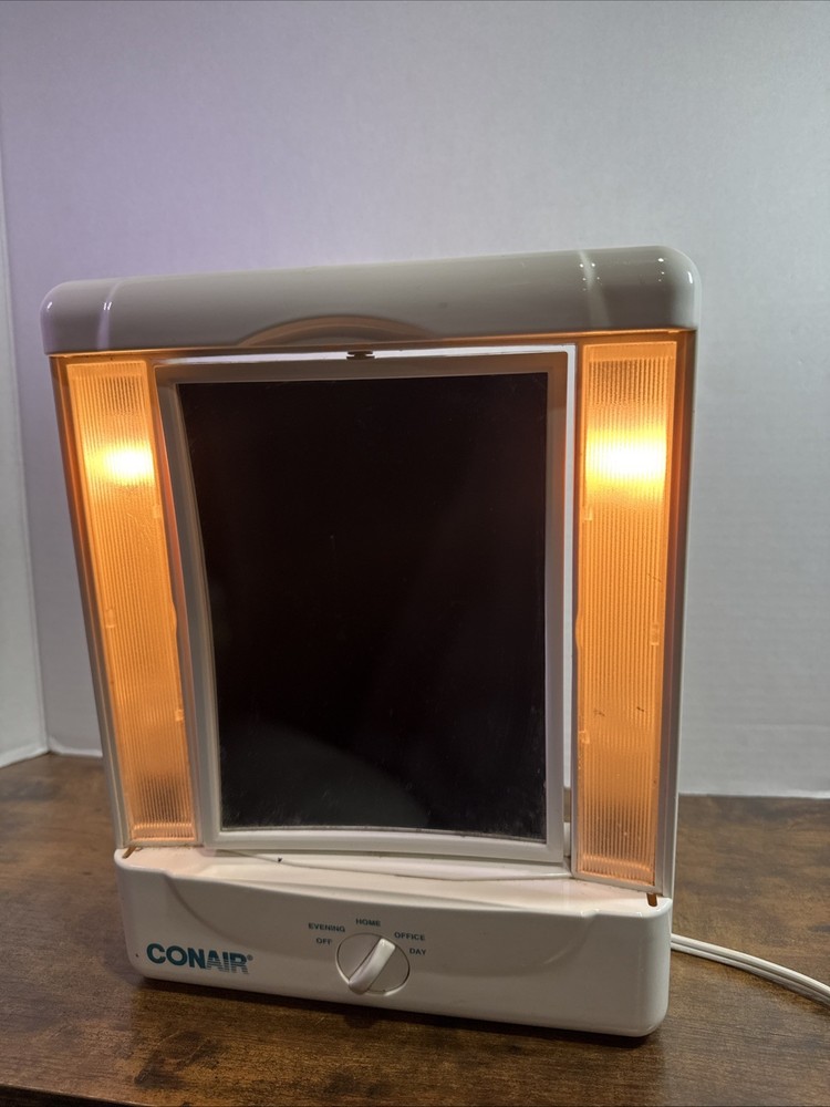 Conair 2-sided Makeup Mirror 4 Light Setting Incandescent Lighting TM8L Tested