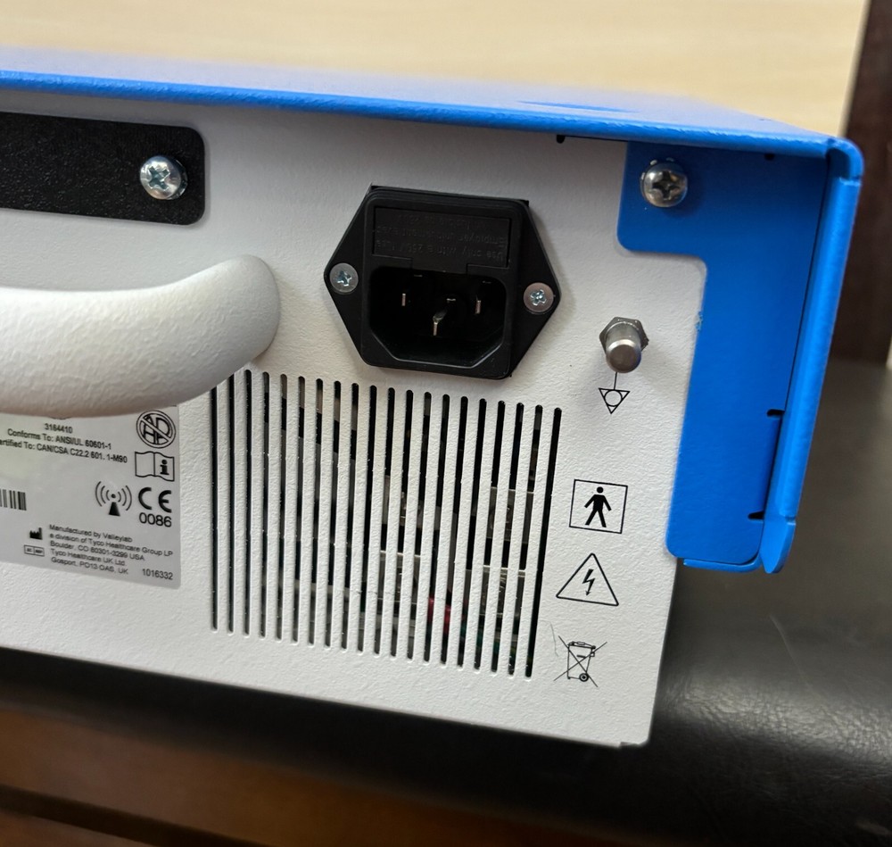 Valleylab MW Ablation Generator with power cable Valley Lab