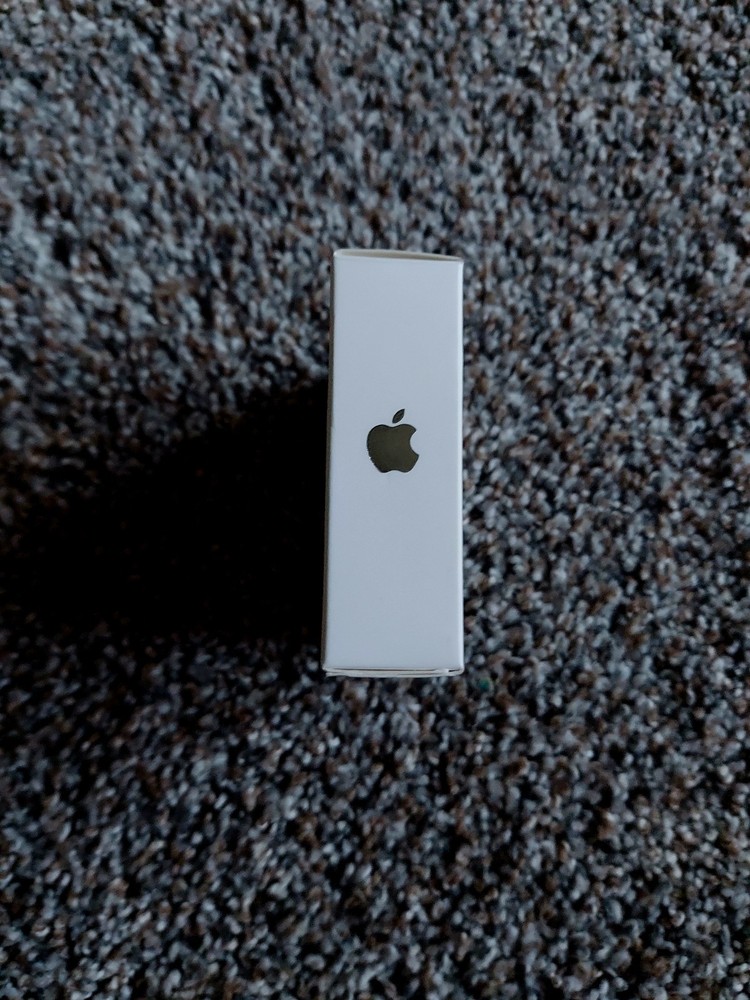 Apple iPad Camera Connection Kit for 1st Gen, White, Plastic