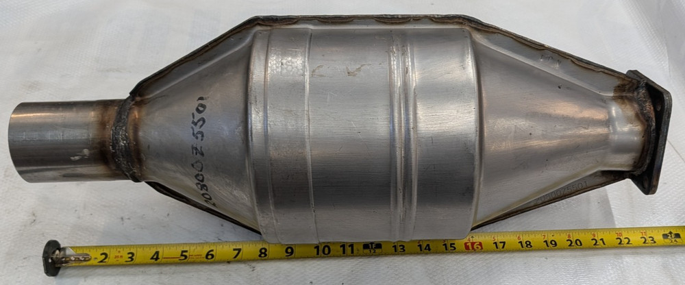 20800Z5501 Hino DPF Assembly Component New Less box