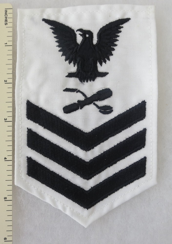 US NAVY MOLDER PETTY OFFICER PO RATE PATCH on White ORIGINAL