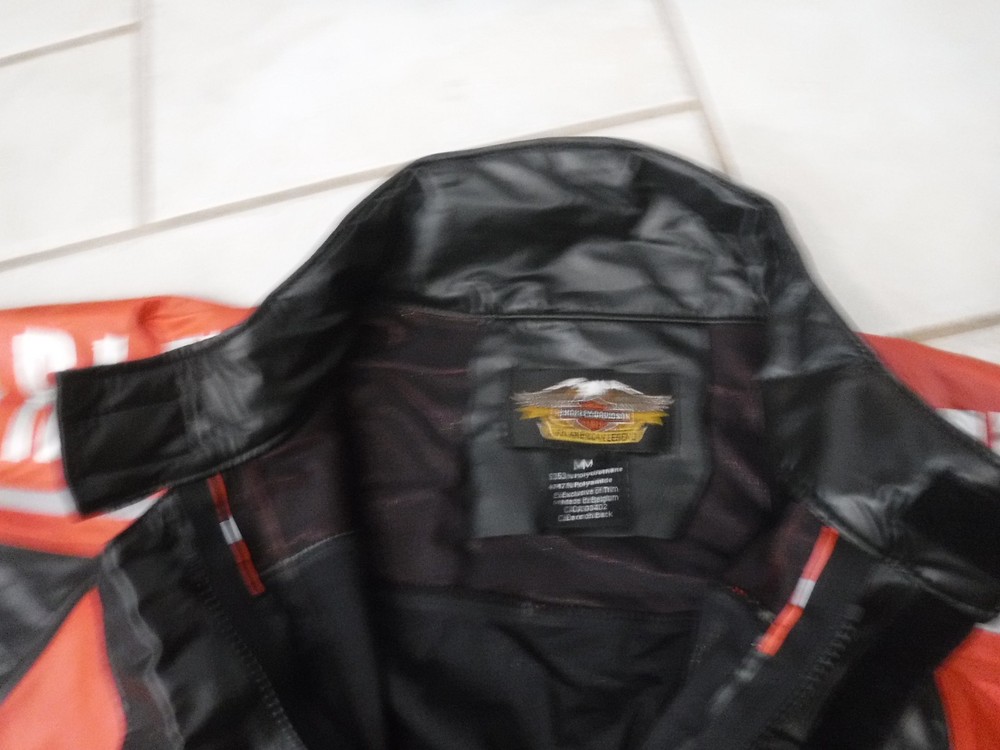 Harley-Davidson Rain Gear-- Size Medium Rain Suit One-piece Vis Reflective