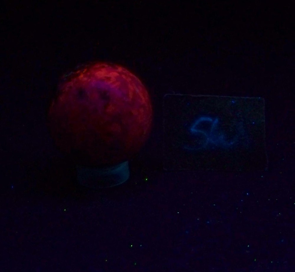 Fluorescent Hackmanite Mont St Hilaire 32mm Sphere 4205