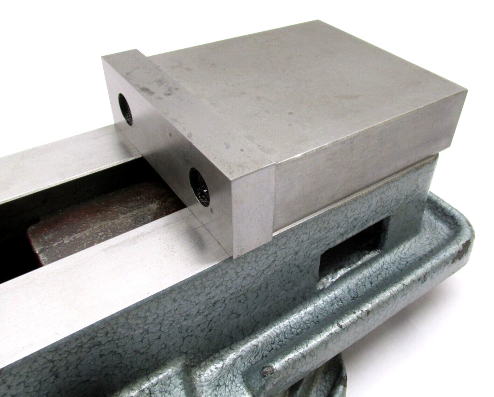 NICE! 4" MILLING MACHINE VISE w/ ROTARY BASE, JAWS & HANDLE