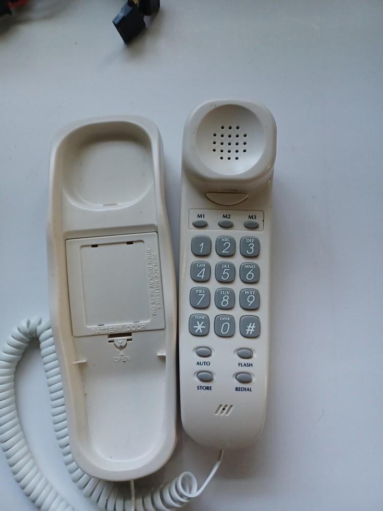Corded phone with caller id