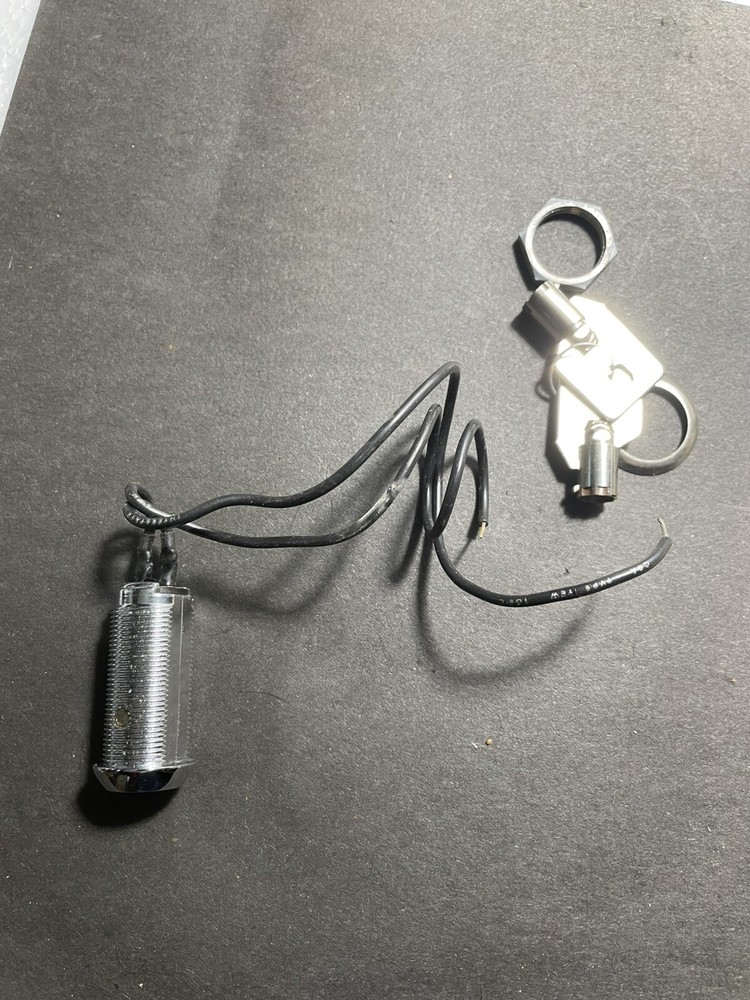 Barrel Key Switch on/off