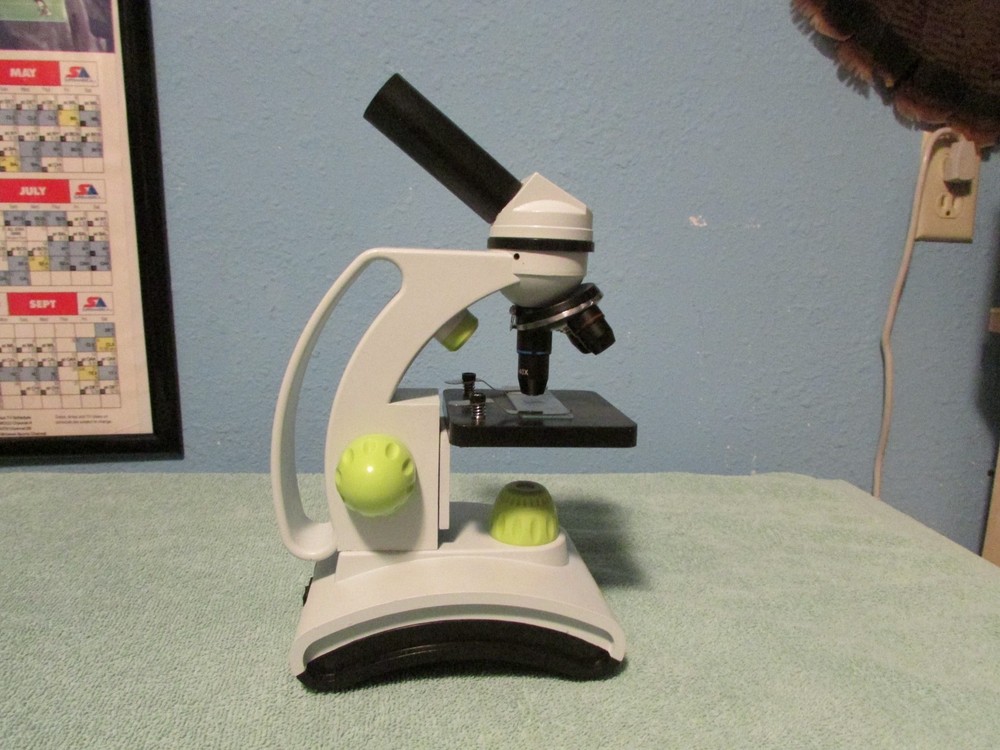 Thames & Kosmos TK2 Microscope & Biology Kit