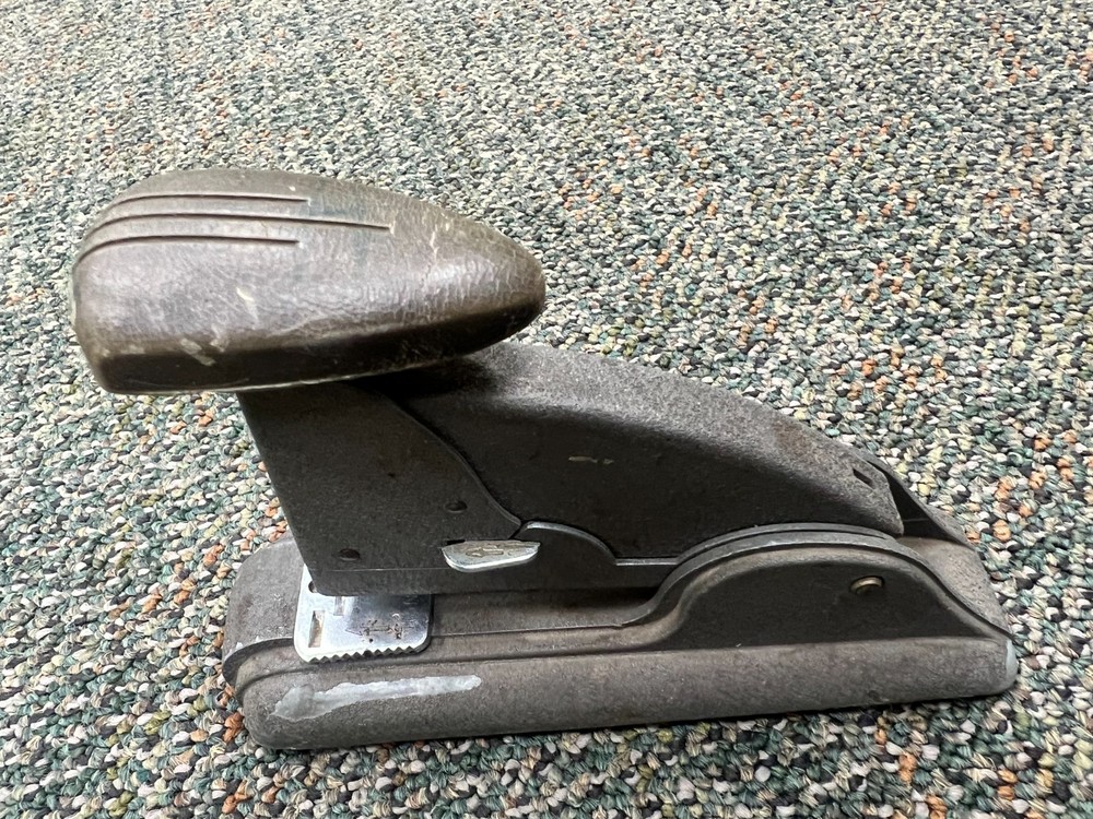 Swingline Speed Stapler 3 Vintage Olive Green - Tested & Working