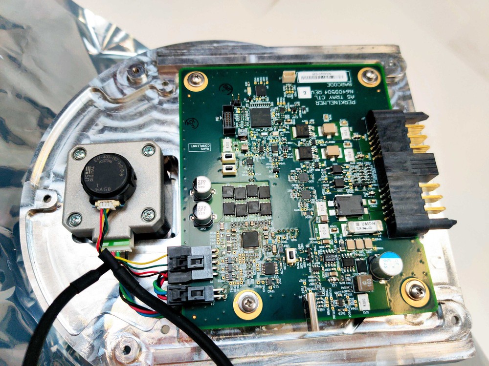 Perkinelmer N6409504 Headspace 2400 Sampler Tray Control Board Assembly