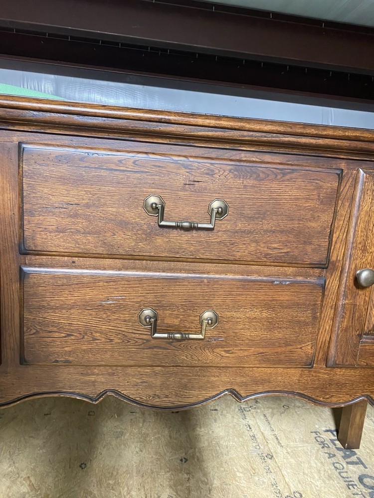 Vintage style solid oak sideboard table with carved details