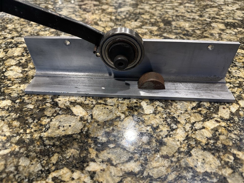 BLACKSTONE BLADE STRAIGHTENER